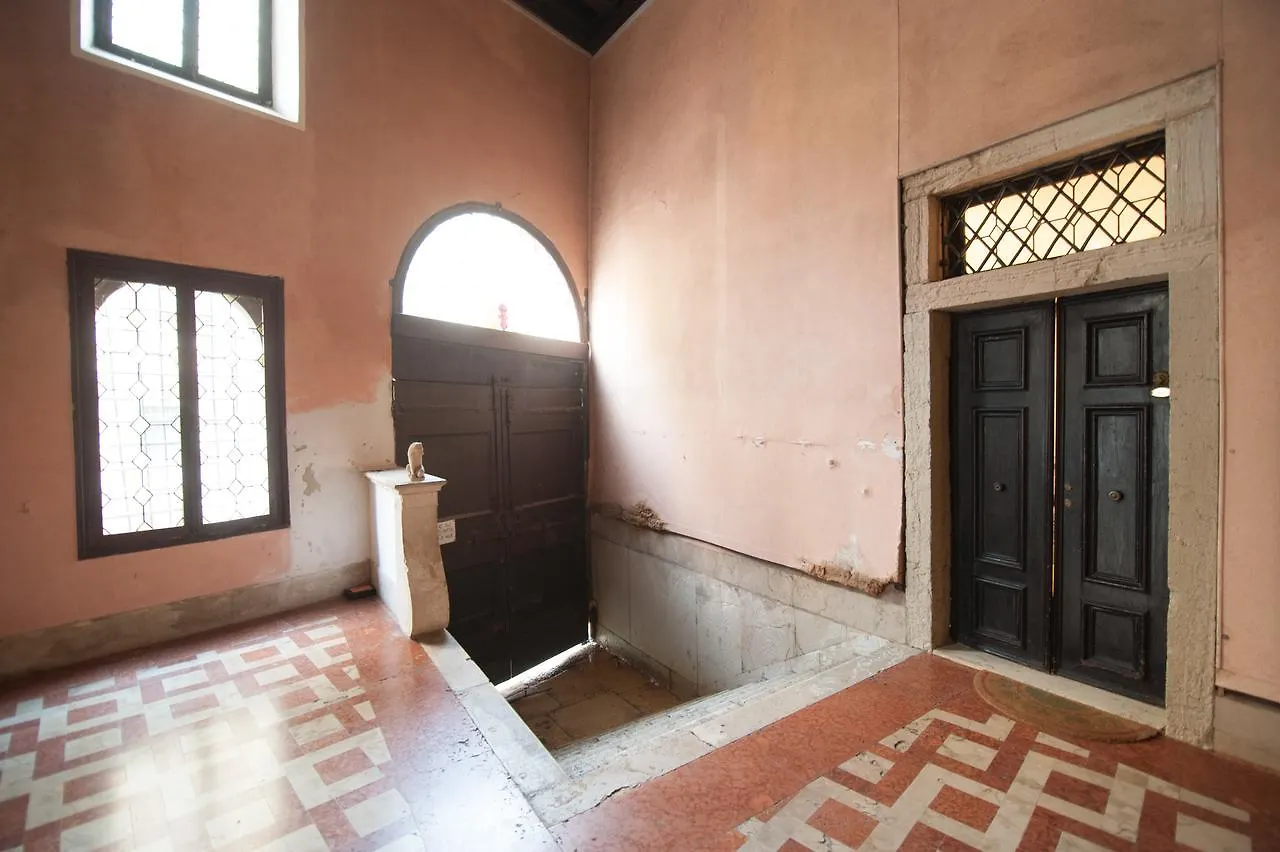 Grandiben Apartment Venice